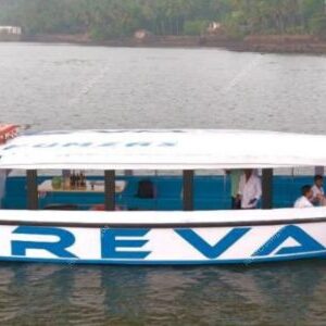 boat cruise at mandovi river